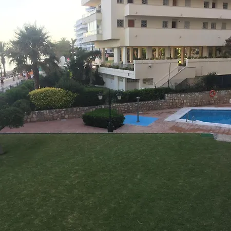 Diana Primera Linea De Playa Apartmán